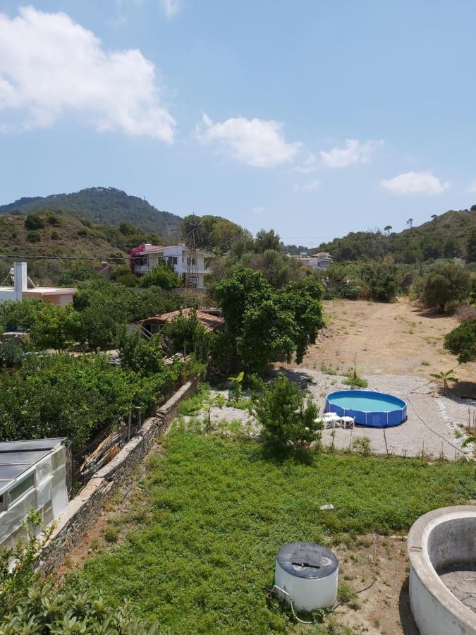 Tower Traditional Pool Holiday home *