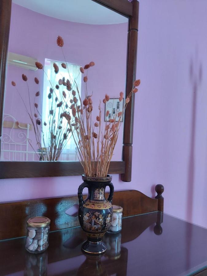 Tower Traditional Pool Tatil Evi